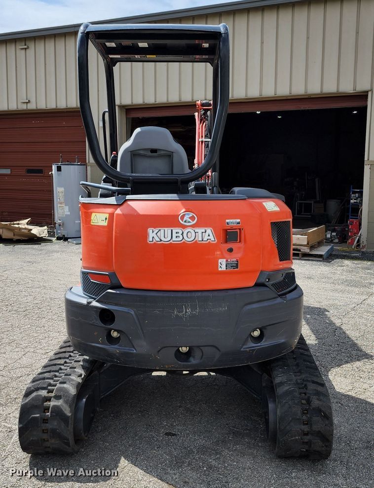 image for item JA9866 2015 Kubota U35-4  mini excavator