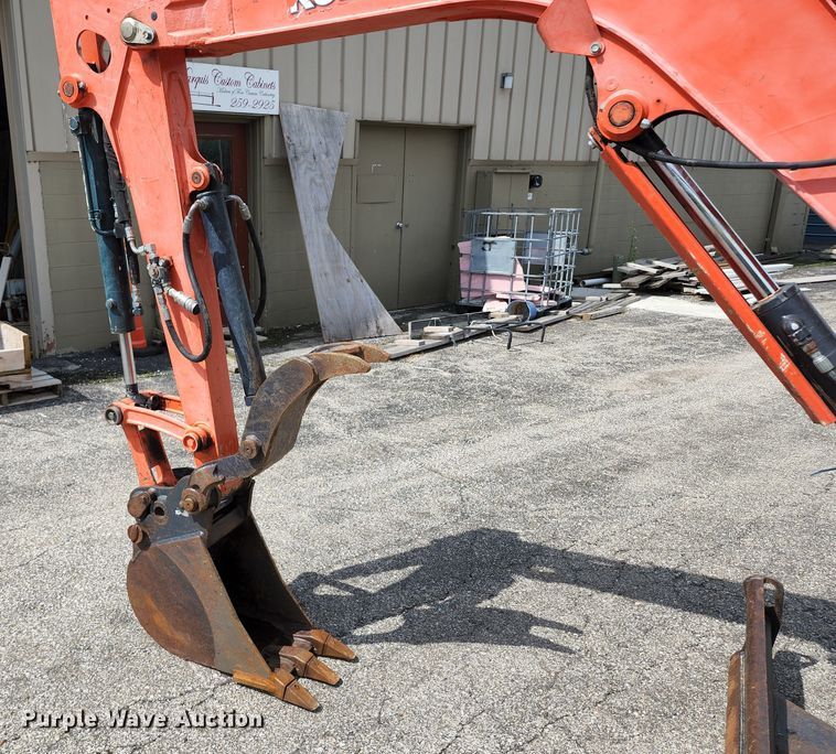 image for item JA9866 2015 Kubota U35-4  mini excavator