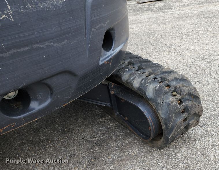 image for item JA9866 2015 Kubota U35-4  mini excavator