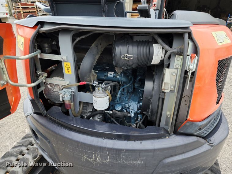 image for item JA9866 2015 Kubota U35-4  mini excavator