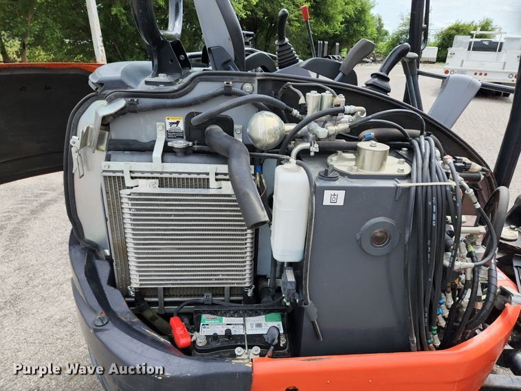 image for item JA9866 2015 Kubota U35-4  mini excavator