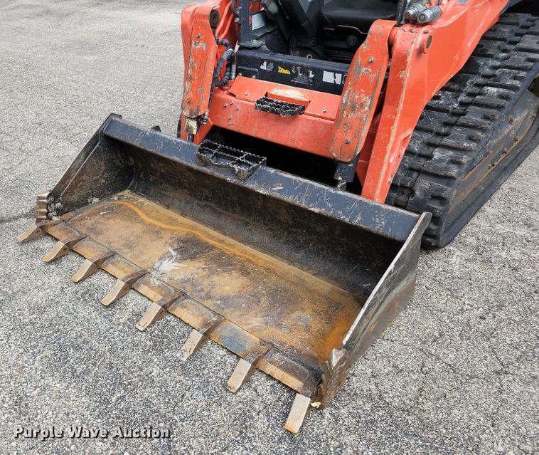 image for item JA9868 2014 Kubota SVL75-2 tracked skid steer loader