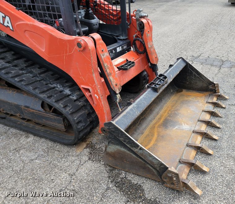 image for item JA9868 2014 Kubota SVL75-2 tracked skid steer loader