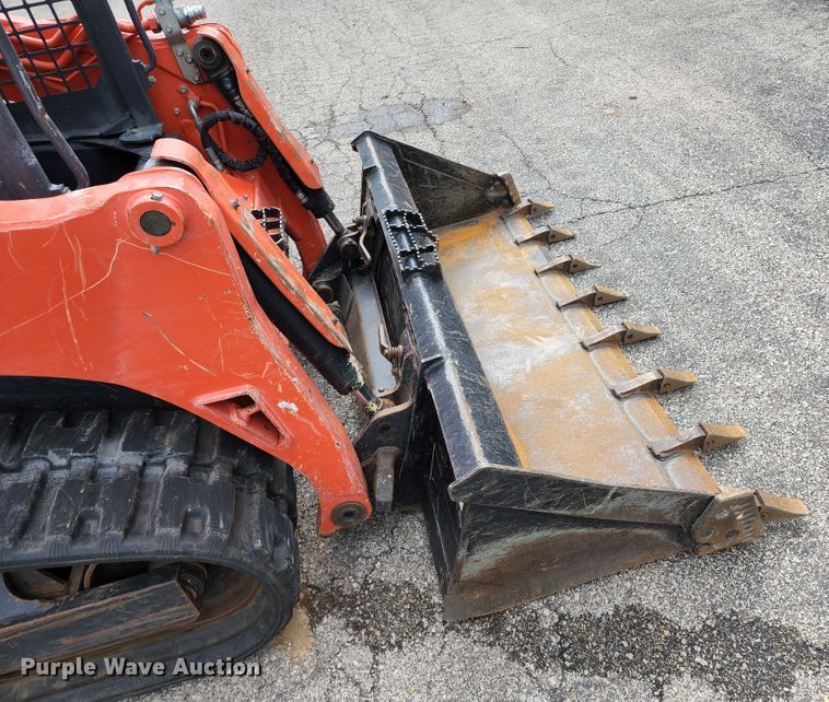 image for item JA9868 2014 Kubota SVL75-2 tracked skid steer loader