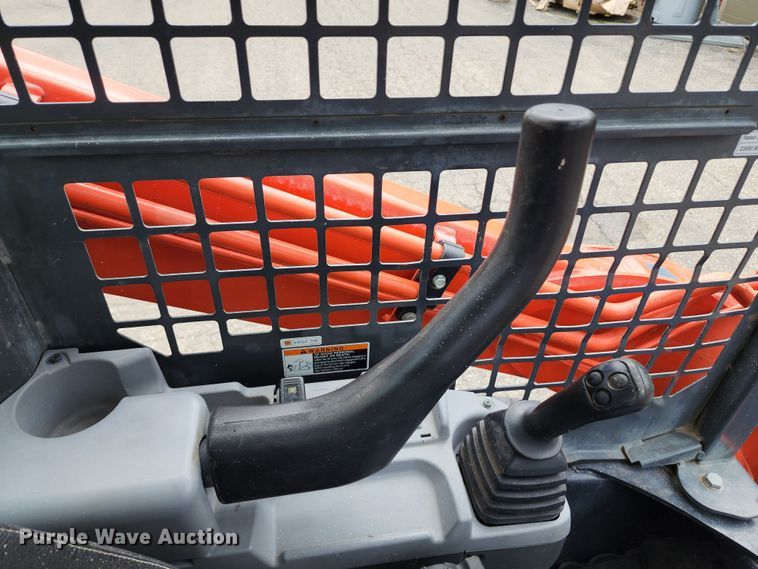 image for item JA9868 2014 Kubota SVL75-2 tracked skid steer loader