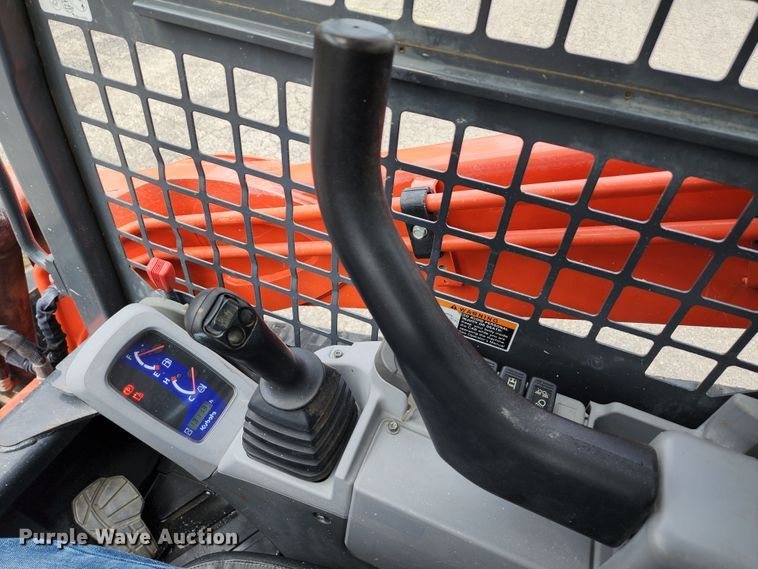 image for item JA9868 2014 Kubota SVL75-2 tracked skid steer loader