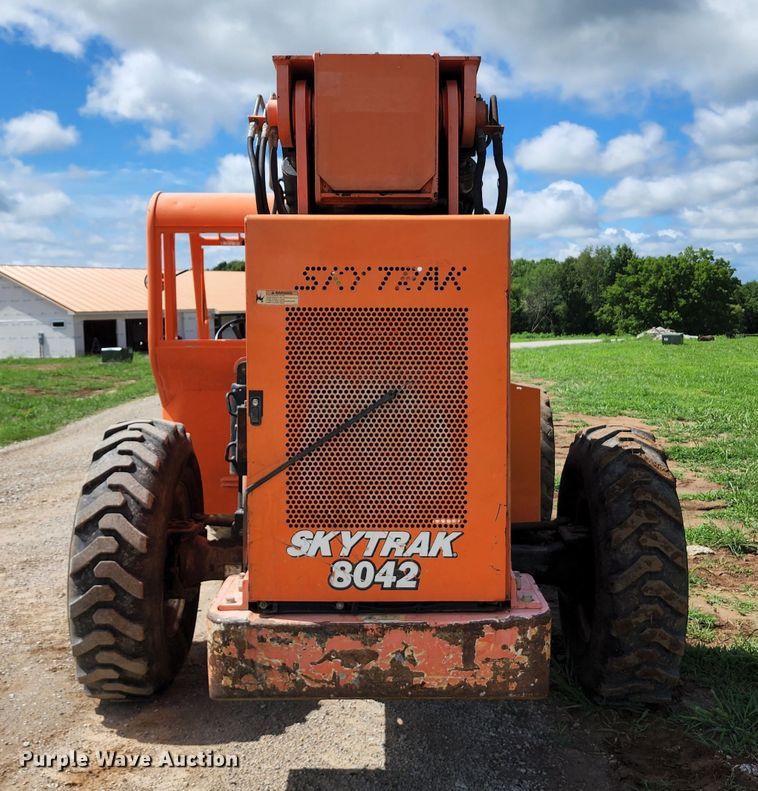 image for item JA9872 2008 Sky Trak 8042  telehandler