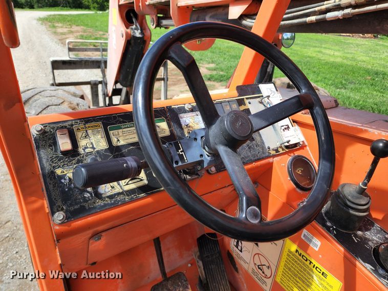 image for item JA9872 2008 Sky Trak 8042  telehandler