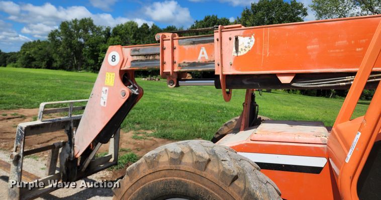 image for item JA9872 2008 Sky Trak 8042  telehandler