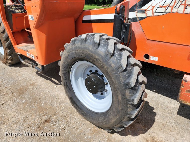 image for item JA9872 2008 Sky Trak 8042  telehandler