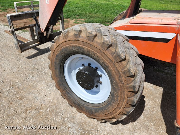 image for item JA9872 2008 Sky Trak 8042  telehandler