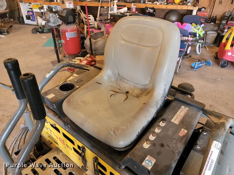 image for item JA9889 Wacker CRT48DSS  power trowel