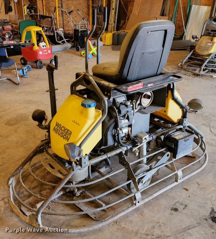 image for item JA9890 Wacker Neuson CRT36  power trowel