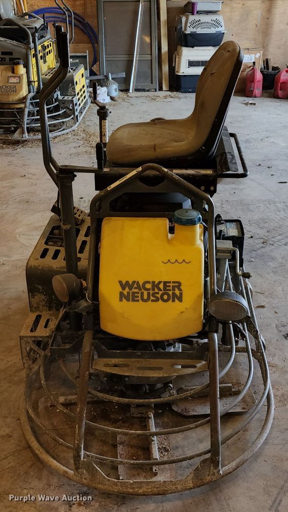 image for item JA9890 Wacker Neuson CRT36  power trowel