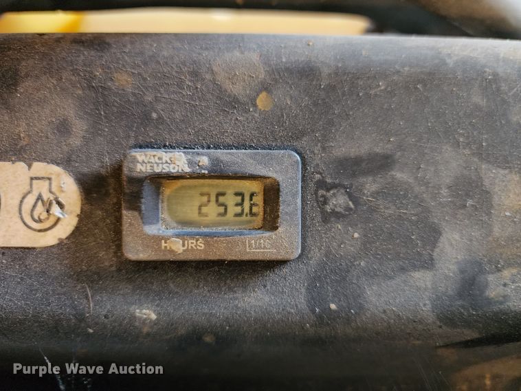 image for item JA9890 Wacker Neuson CRT36  power trowel