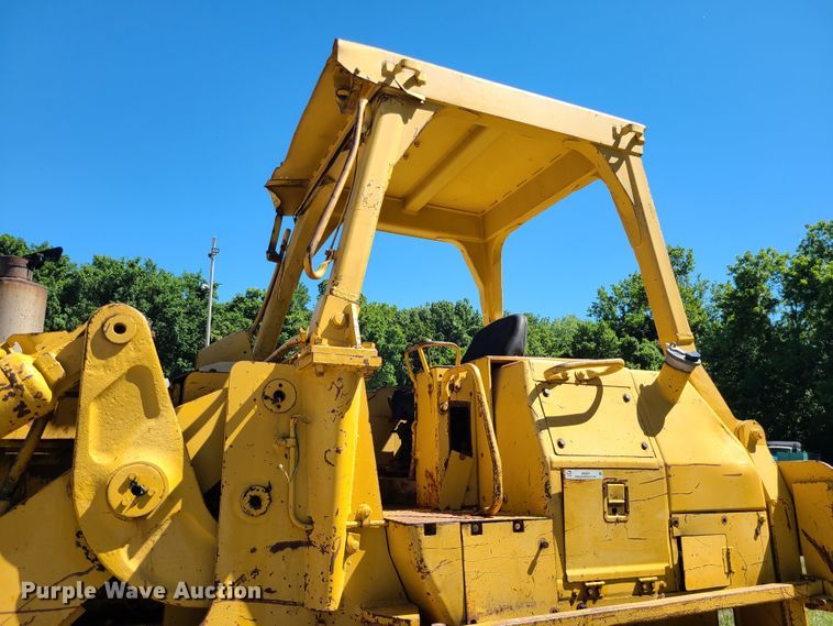 image for item JA9901 1979 Caterpillar 977L  track loader