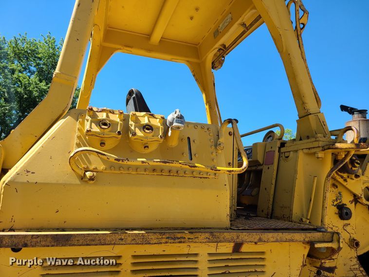 image for item JA9901 1979 Caterpillar 977L  track loader