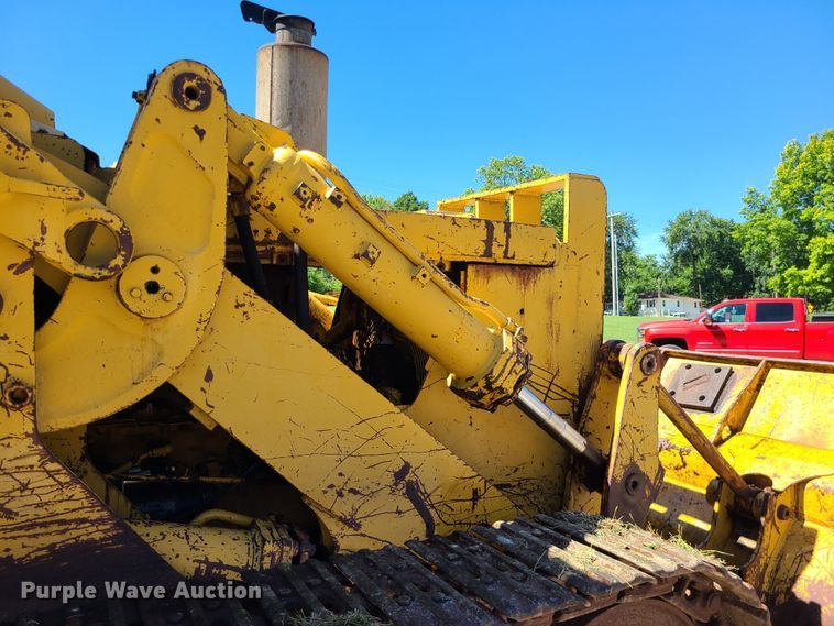 image for item JA9901 1979 Caterpillar 977L  track loader