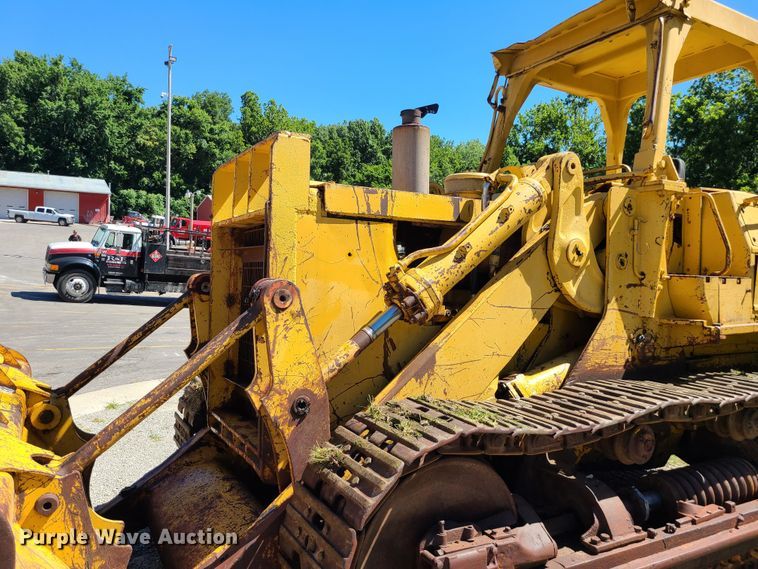 image for item JA9901 1979 Caterpillar 977L  track loader