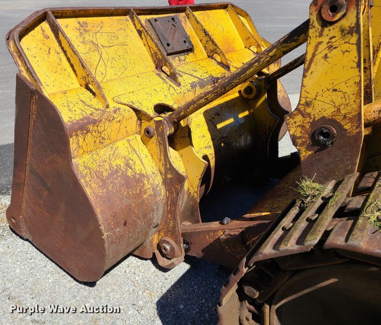 image for item JA9901 1979 Caterpillar 977L  track loader