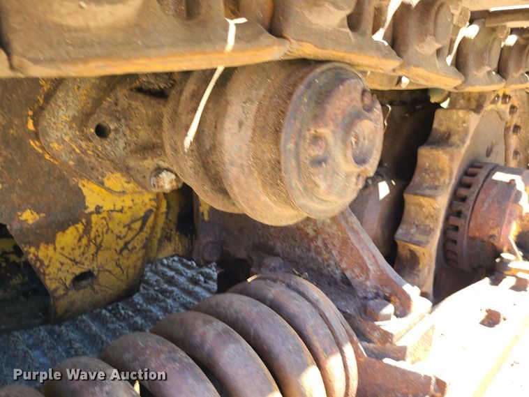 image for item JA9901 1979 Caterpillar 977L  track loader