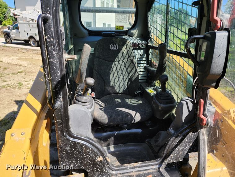 image for item JA9940 2016 Caterpillar 259D  tracked skid steer loader