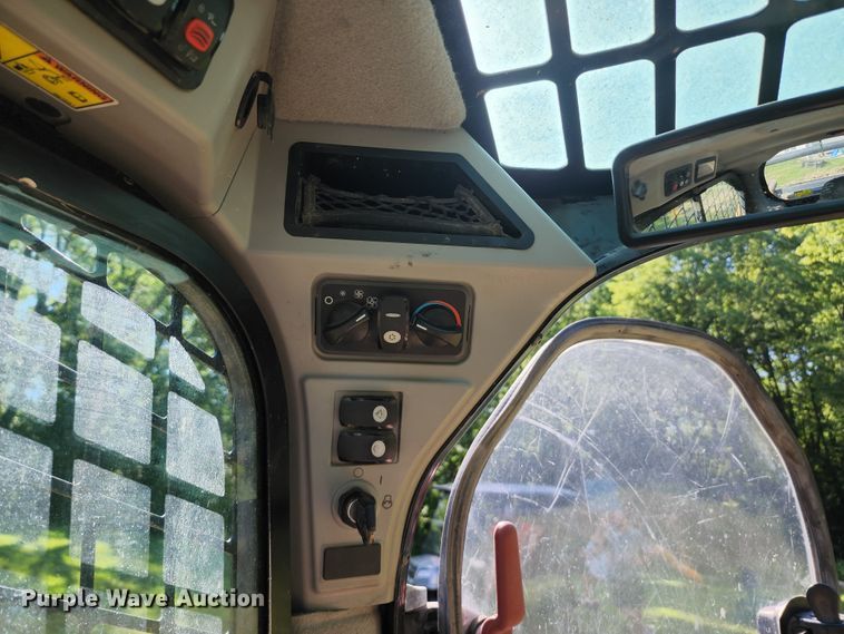 image for item JA9940 2016 Caterpillar 259D  tracked skid steer loader