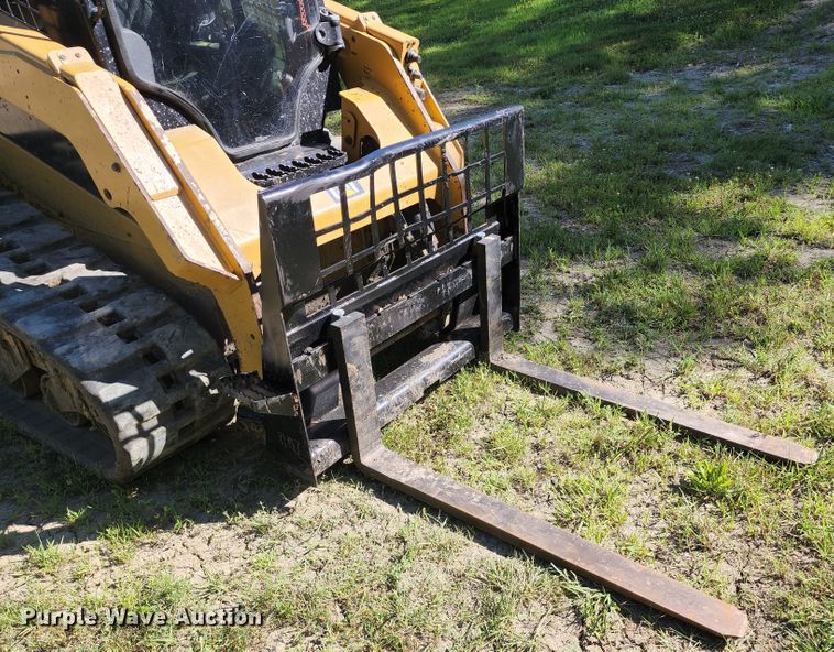 image for item JA9940 2016 Caterpillar 259D  tracked skid steer loader