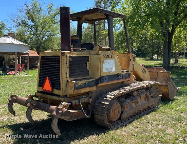 image for item JC9898 1981 Caterpillar 953  track loader