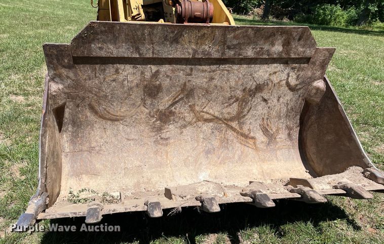 image for item JC9898 1981 Caterpillar 953  track loader