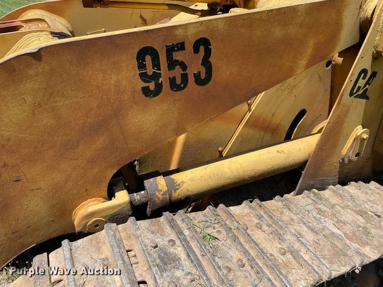 image for item JC9898 1981 Caterpillar 953  track loader