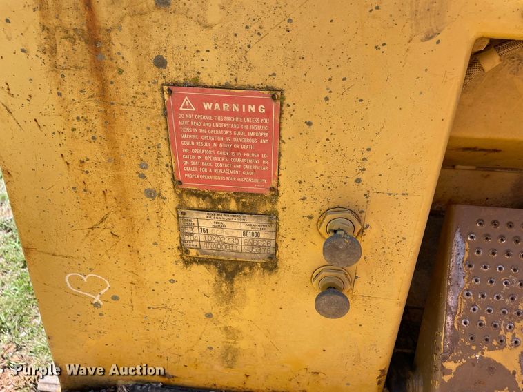 image for item JC9898 1981 Caterpillar 953  track loader