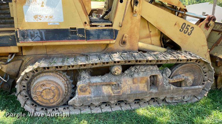 image for item JC9898 1981 Caterpillar 953  track loader