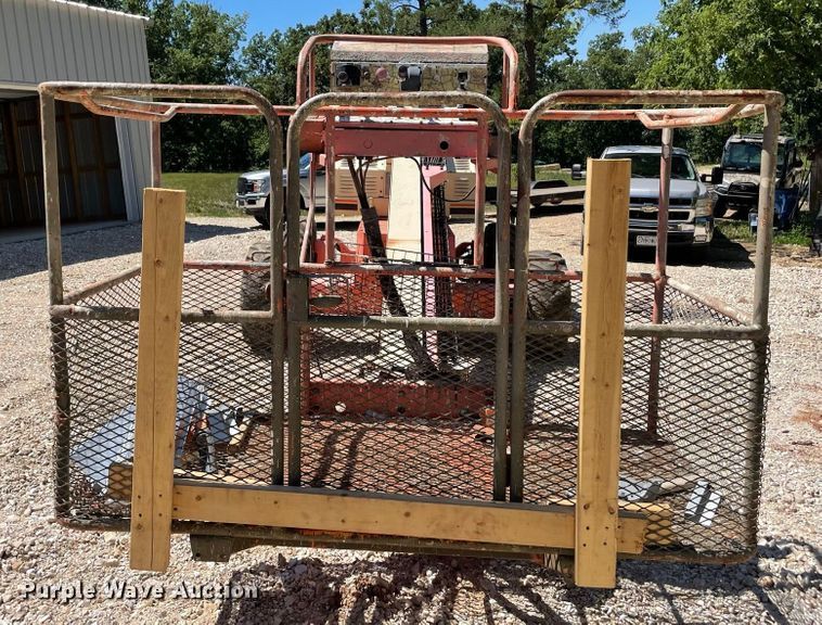 image for item JC9899 1998 JLG 40H  boom lift