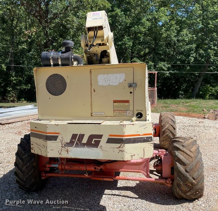 image for item JC9899 1998 JLG 40H  boom lift