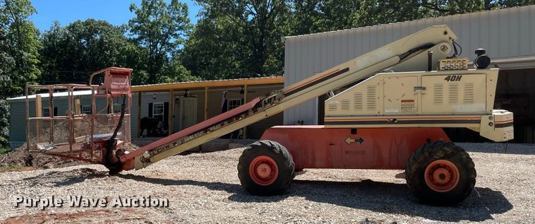 image for item JC9899 1998 JLG 40H  boom lift