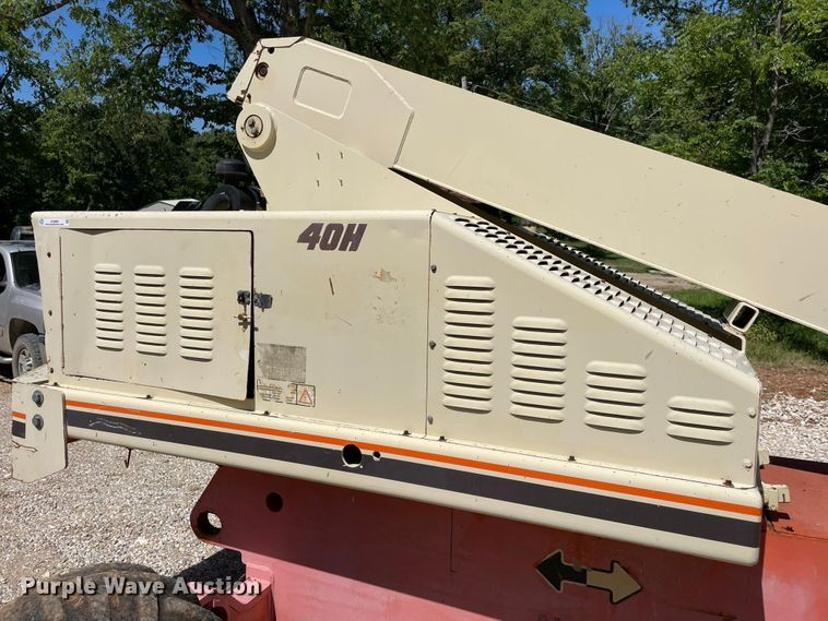 image for item JC9899 1998 JLG 40H  boom lift