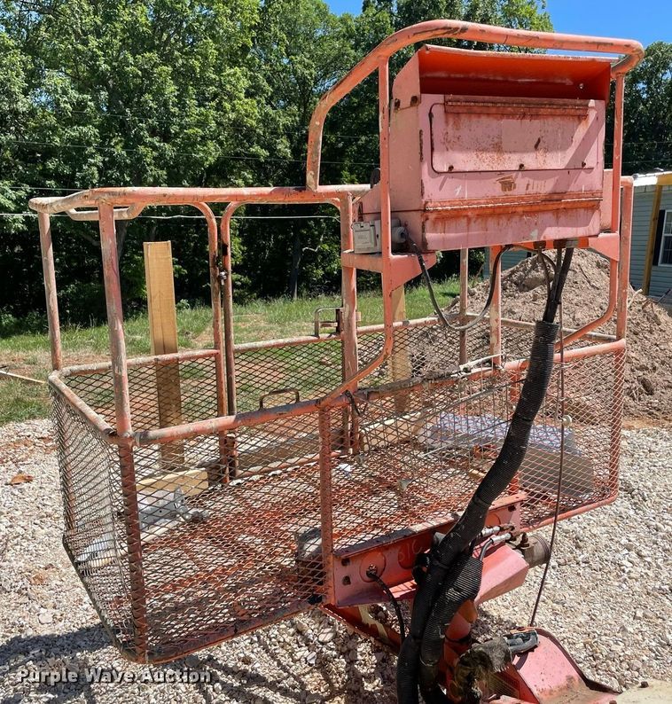 image for item JC9899 1998 JLG 40H  boom lift