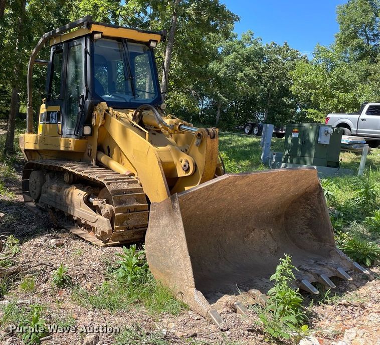 image for item JC9900 2004 Caterpillar 953C  track loader