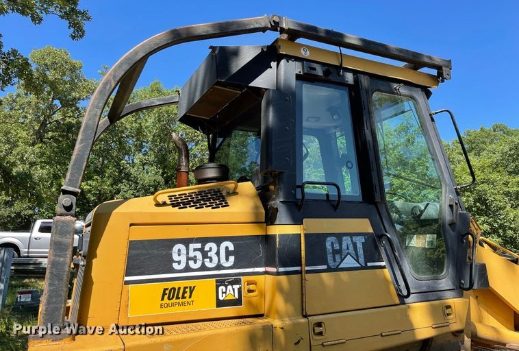 image for item JC9900 2004 Caterpillar 953C  track loader