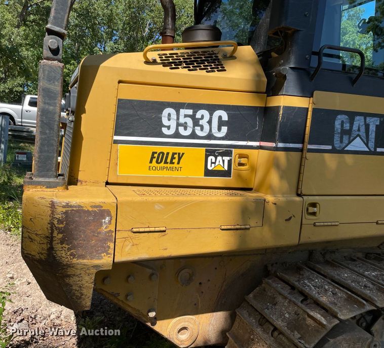 image for item JC9900 2004 Caterpillar 953C  track loader