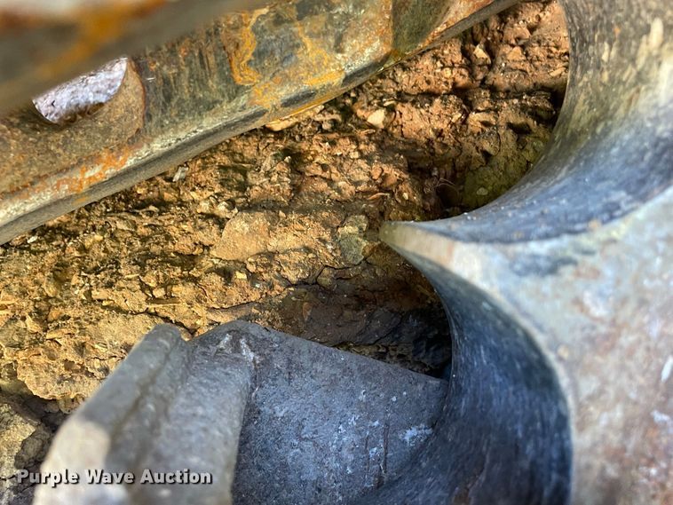 image for item JC9900 2004 Caterpillar 953C  track loader