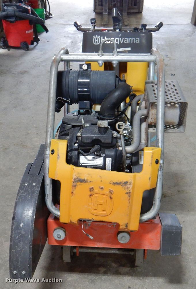image for item JH9746 Husqvarna FS520  concrete saw