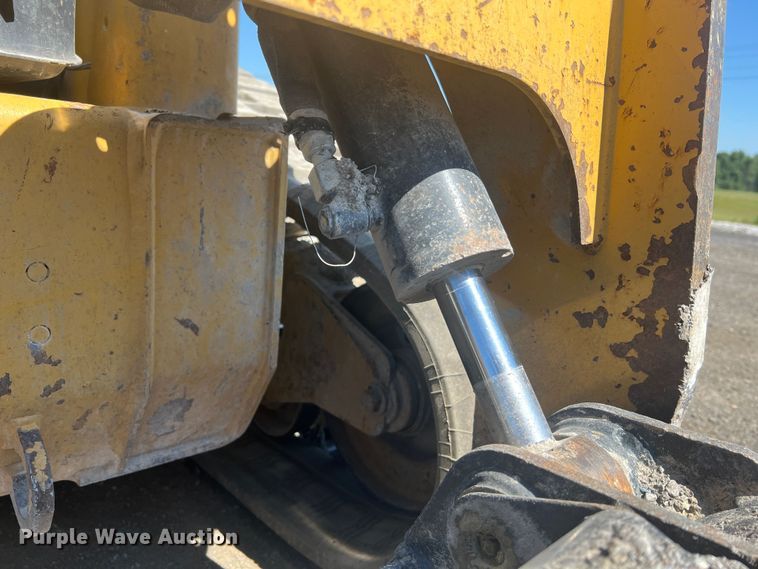 image for item JM9234 2016 Caterpillar 289D  skid steer loader