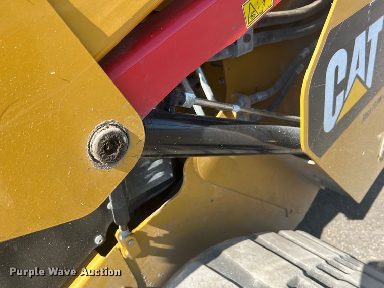 image for item JM9234 2016 Caterpillar 289D  skid steer loader