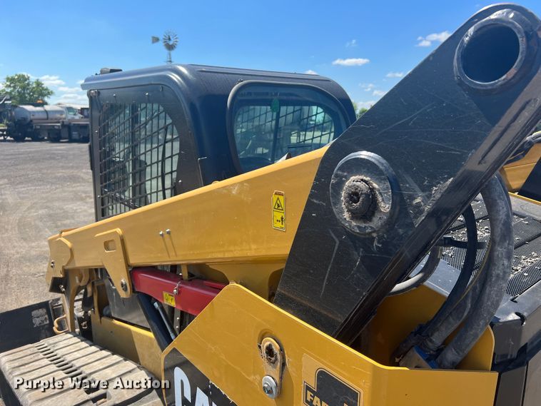 image for item JM9234 2016 Caterpillar 289D  skid steer loader