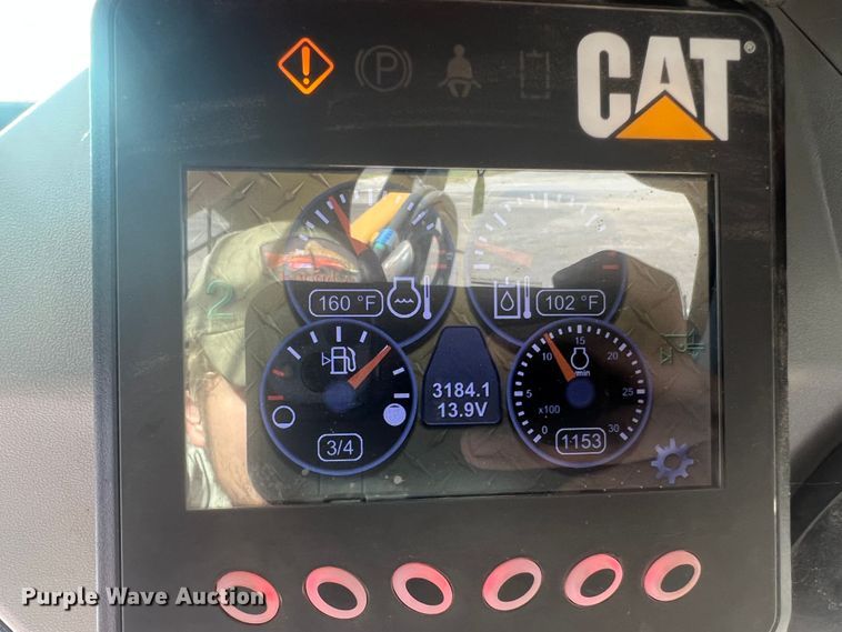 image for item JM9234 2016 Caterpillar 289D  skid steer loader