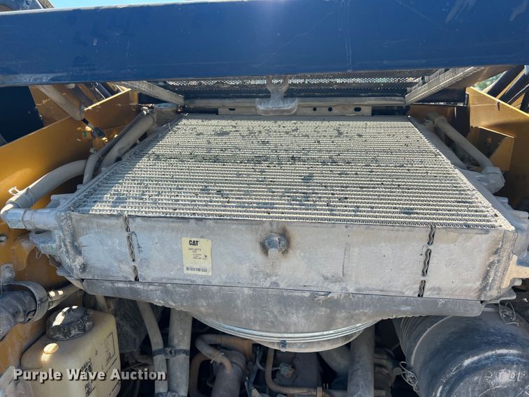 image for item JM9234 2016 Caterpillar 289D  skid steer loader