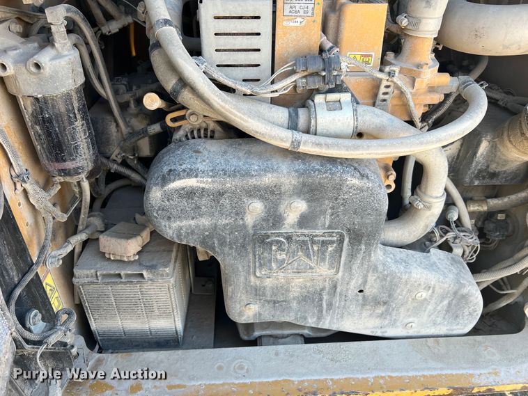 image for item JM9234 2016 Caterpillar 289D  skid steer loader