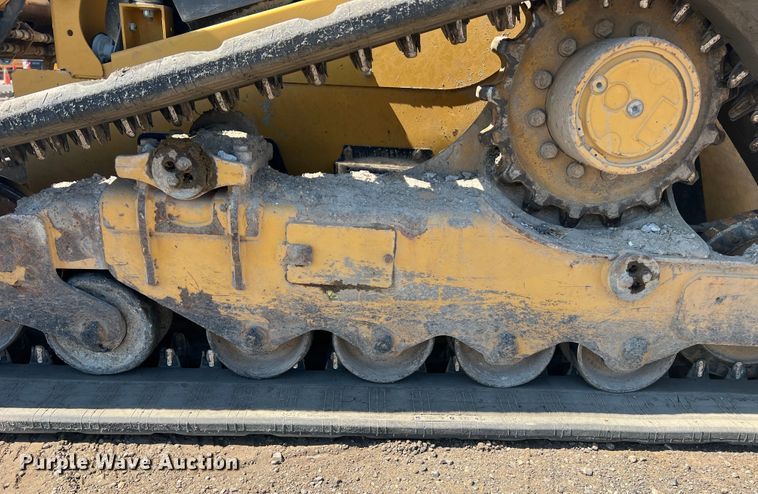 image for item JM9234 2016 Caterpillar 289D  skid steer loader